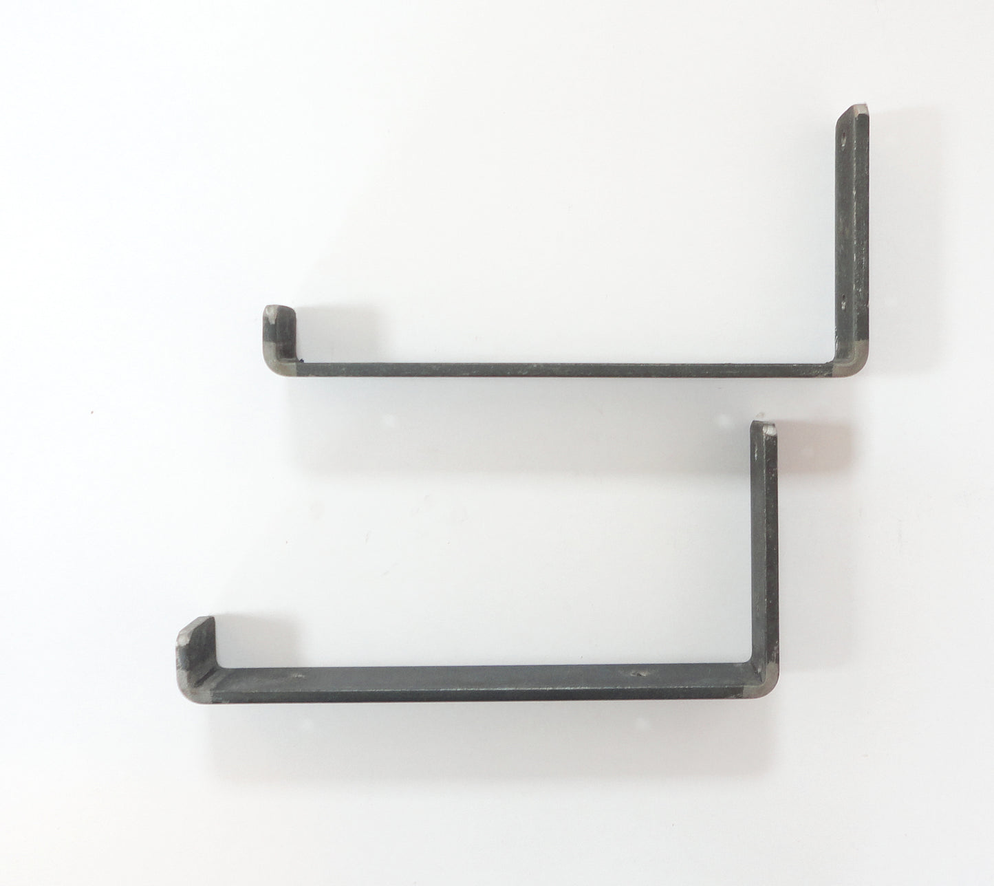 Rustic Heavy-Duty Scaffold Board Shelf Brackets – Handmade Industrial Steel Supports