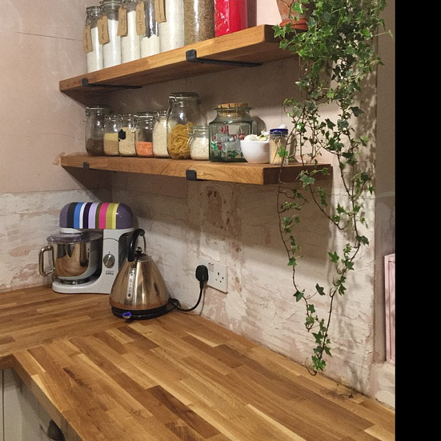 Rustic Heavy-Duty Scaffold Board Shelf Brackets – Handmade Industrial Steel Supports